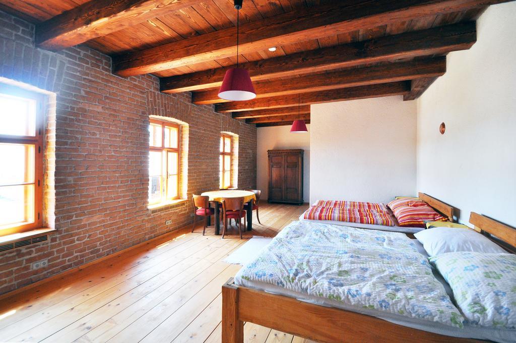 Rekreacni Areal Dvur Honetice Hotell Exteriör bild